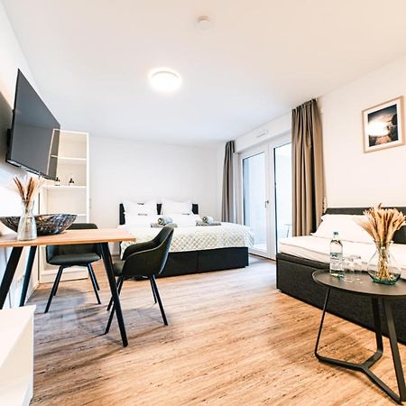 Zentrahome - Zentral Outlet Business Smarttv Balkon Metzingen  Zewnętrze zdjęcie