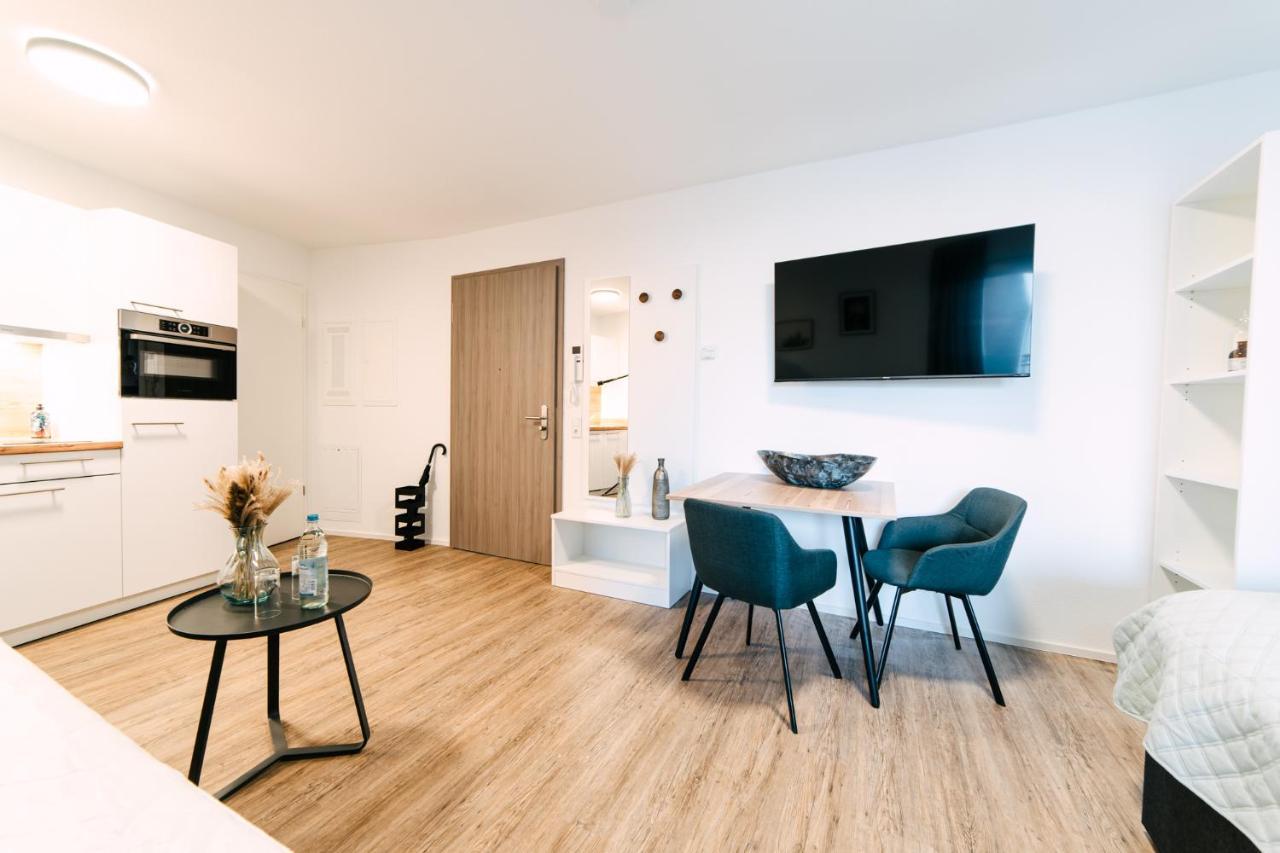 Zentrahome - Zentral Outlet Business Smarttv Balkon Metzingen  Zewnętrze zdjęcie