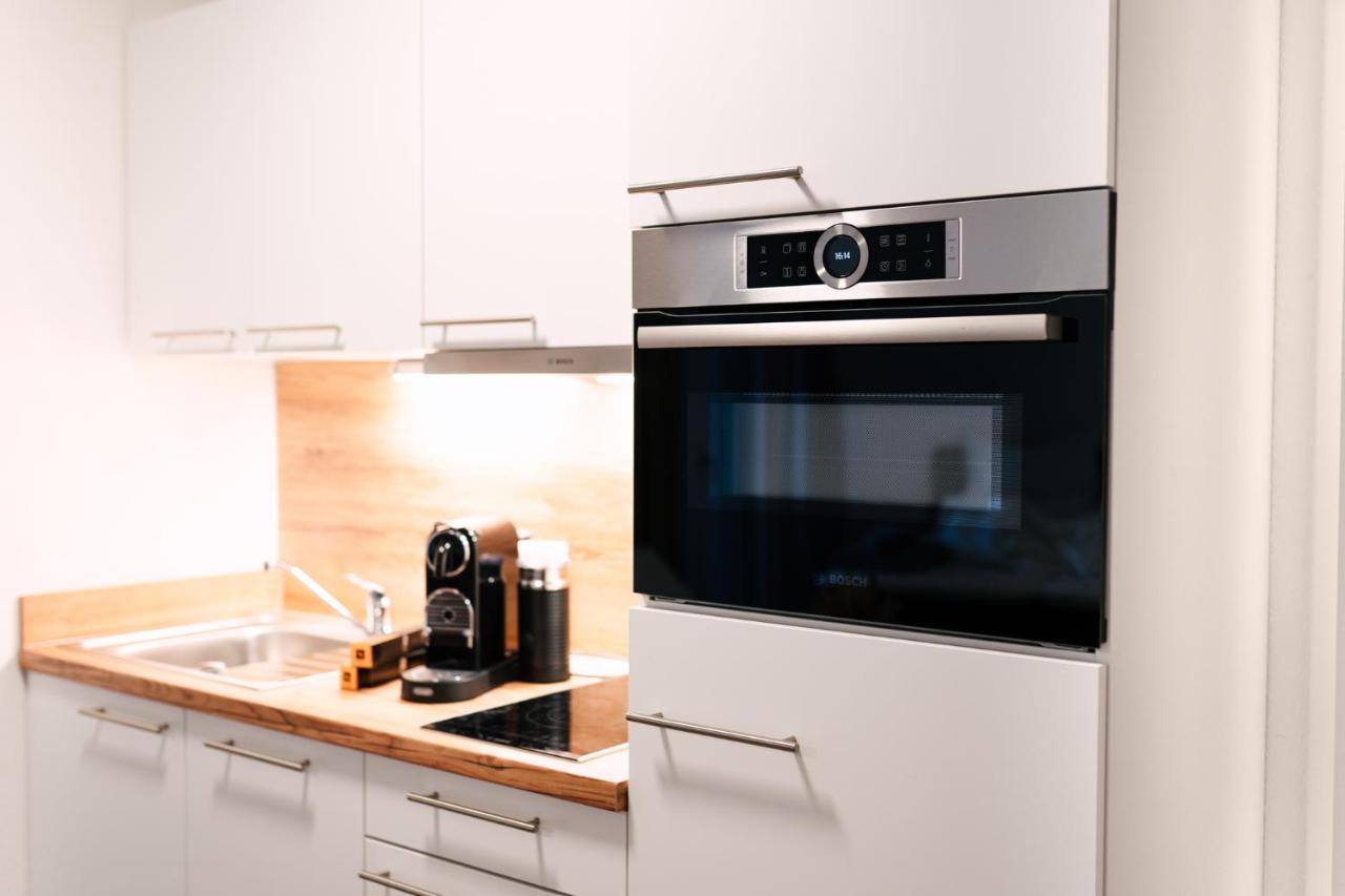 Zentrahome - Zentral Outlet Business Smarttv Balkon Metzingen  Zewnętrze zdjęcie