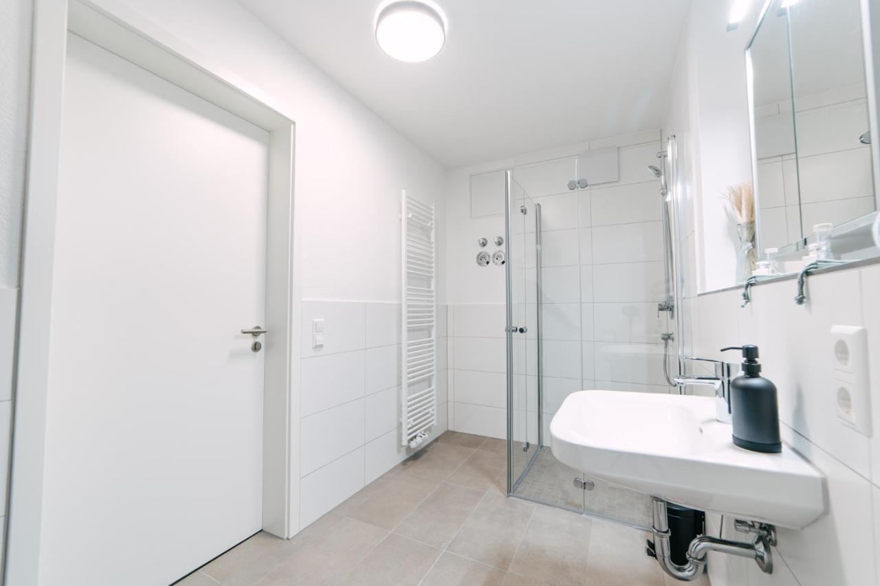 Zentrahome - Zentral Outlet Business Smarttv Balkon Metzingen  Zewnętrze zdjęcie